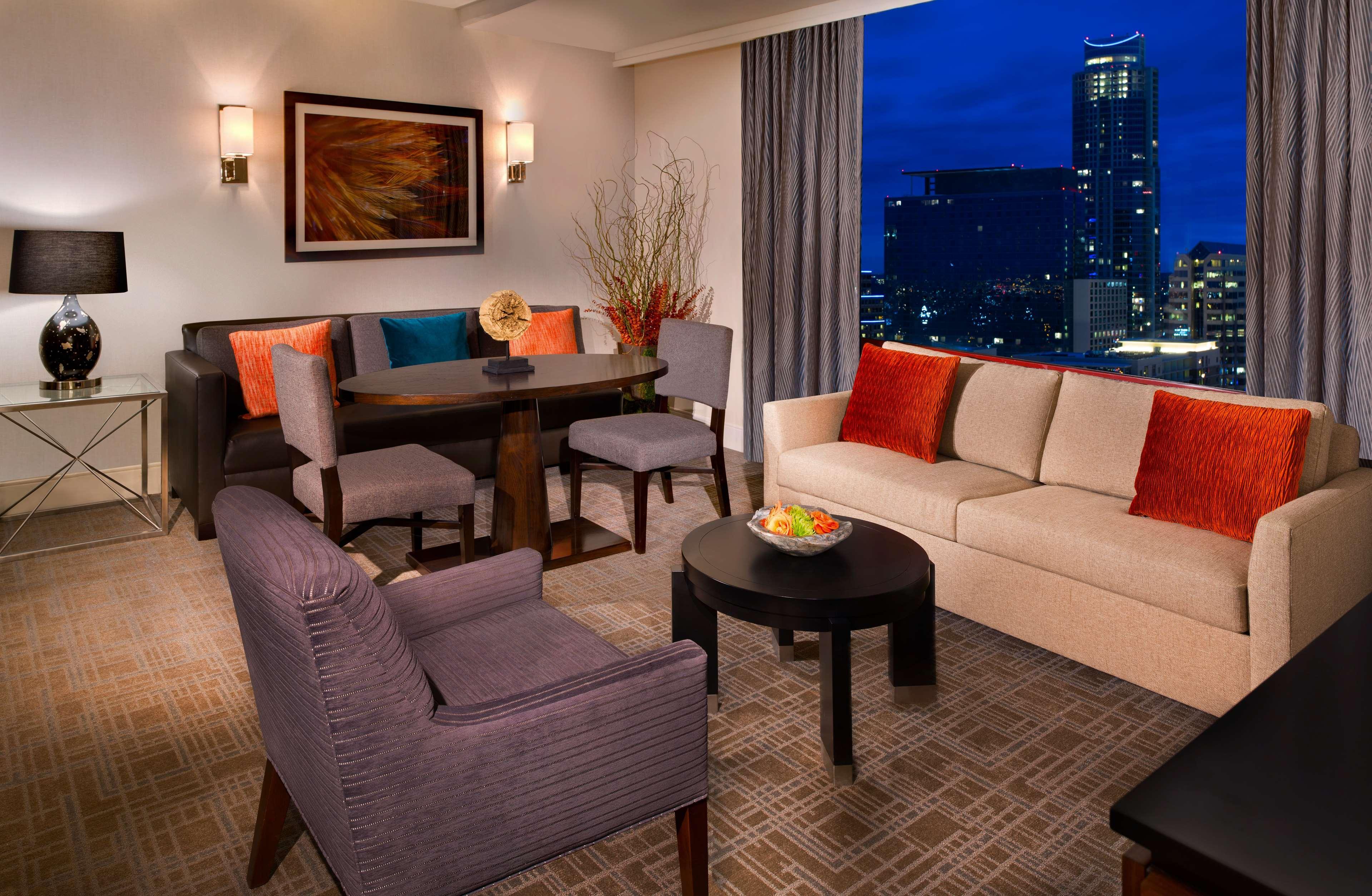 Hilton Austin